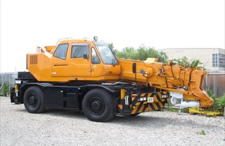 タダノ社製のラフタークレーンの販売とメンテナンス | 茨城の中古特殊車両なら実績のグローバル・トラックス株式会社